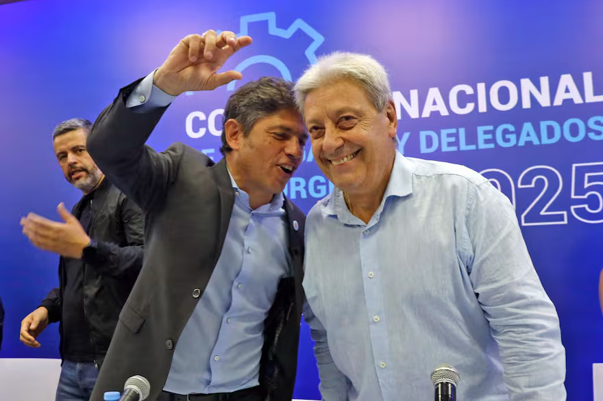 Un sector de la CGT presiona por un paro general y envía una advertencia a los gobernadores por la reforma laboral.