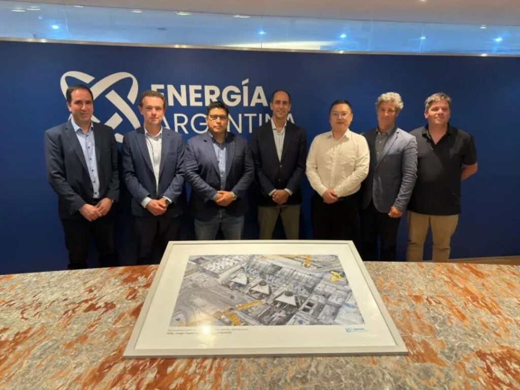 Represas: anoche el Gobernador confirmó la continuidad de la obra tras la firma de la adenda 12