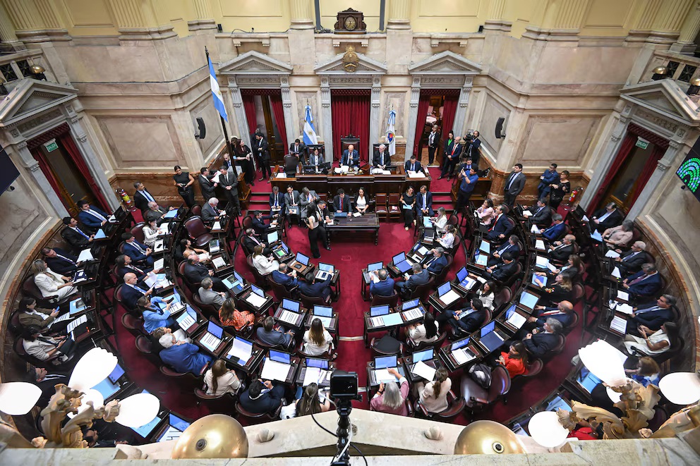 Los senadores cobrarán más de $11 millones luego de un nuevo acuerdo salarial en el Congreso.