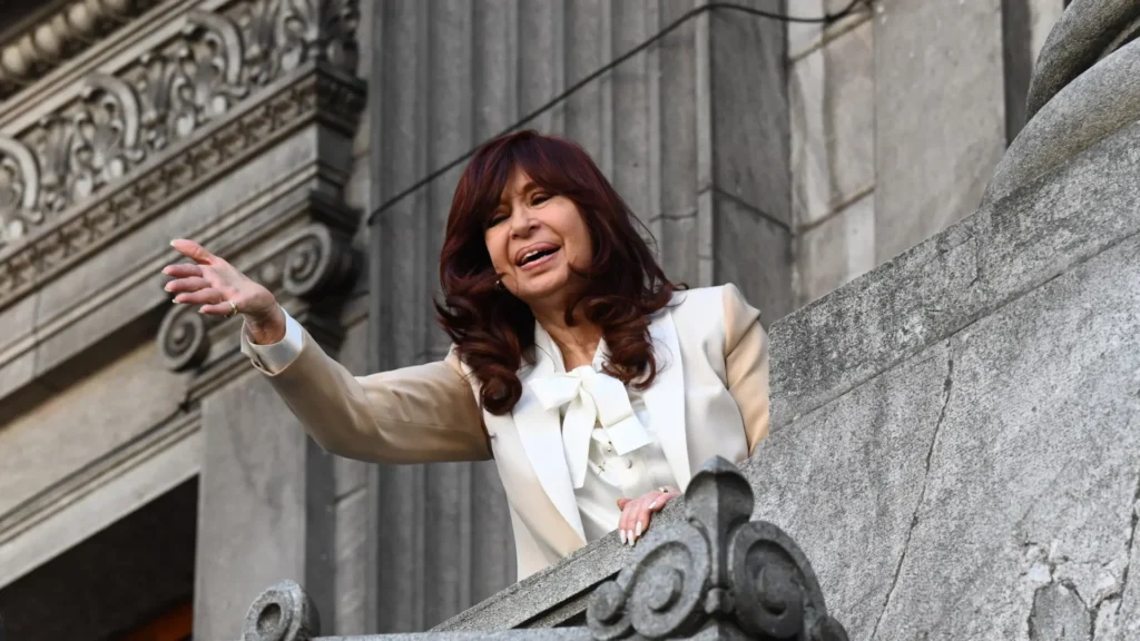 Cristina Fernández: “Metían presa a gente para que dijeran que yo era la responsable de todo”.